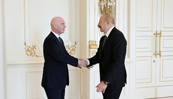 Prezident İlham Əliyev FIFA-nın prezidentini qəbul edib <span class="red">- FOTOLAR</span>