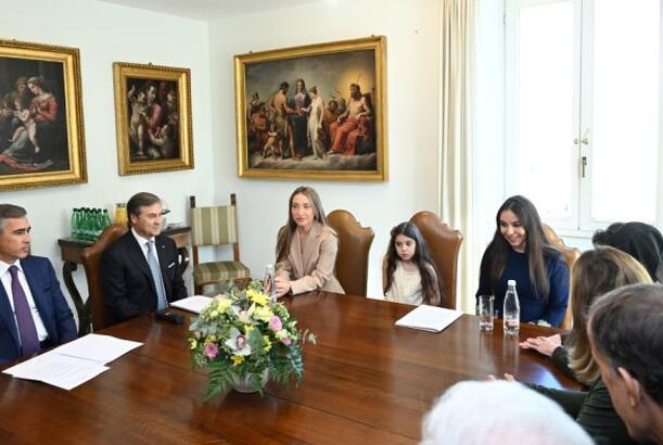 Leyla Əliyeva Raffaella Petrini ilə görüşüb
