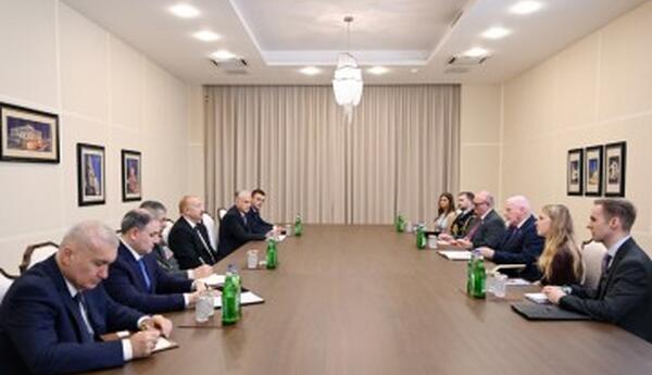 President Ilham Aliyev receives UK Minister of State for Defence