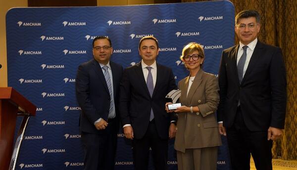 Cisco AmCham Azərbaycanın nahar görüşündə süni intellektə hazırlıq və rəqəmsal transformasiya üzrə qlobal təcrübəsini bölüşüb