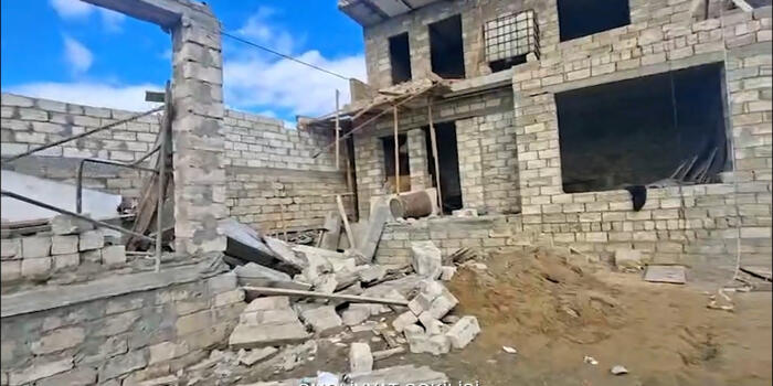 Bahar qəsəbəsində ev uçqunu: bir nəfər həyatını itirib