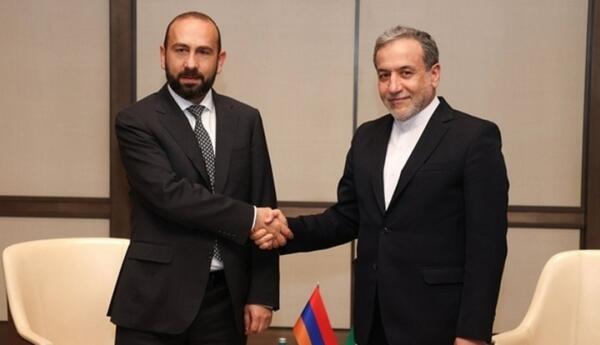 Mirzoyan və Araqçi təkbətək görüş keçiriblər