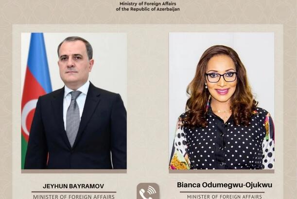 Ceyhun Bayramovla nigeriyalı xanım nazir arasında telefon danışığı olub