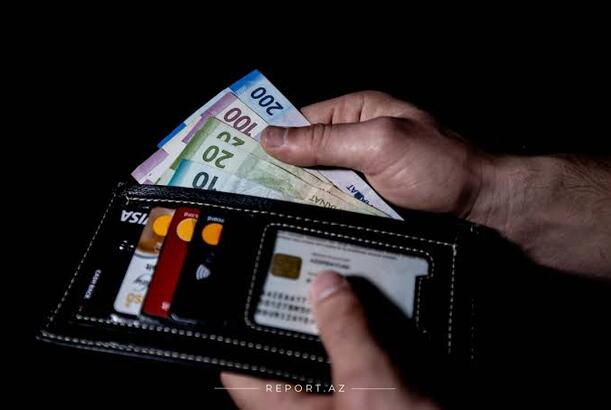 Minimum əməkhaqqı nə qədər artırılmalıdır ki, işçinin real gəliri artsın? - İQTİSADÇI DANIŞDI