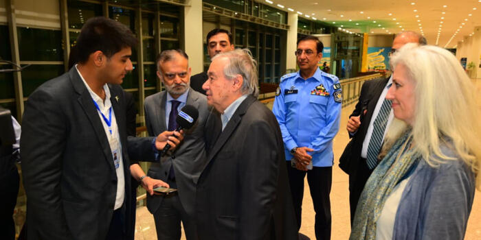 Antonio Quterreş Pakistanda səfərdədir