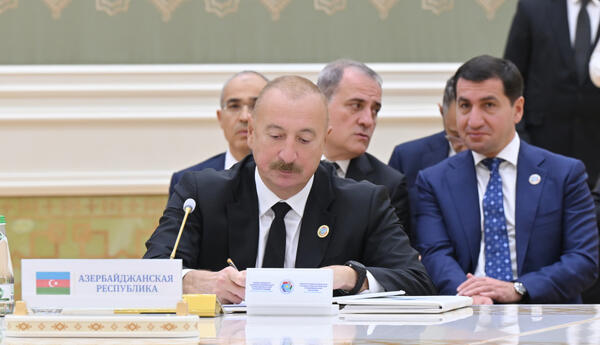 Türkmənbaşı şəhərində sənədlərin imzalanması mərasimi olub