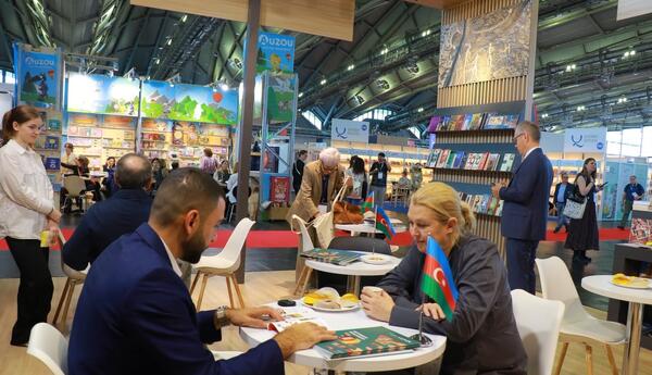 Frankfurt sərgisində Azərbaycanın nəşriyyat təmsilçilərinin işgüzar görüşləri təşkil olunub