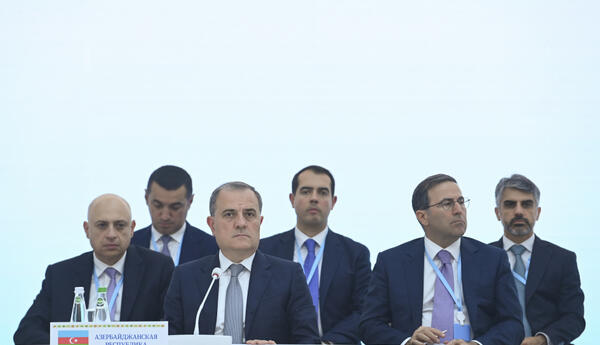 "Bakı və Aşqabad arasında əməkdaşlıq Xəzər üzərindən yeni imkanlar yaradır" <span class="red">- POLİTOLOQ</span>
