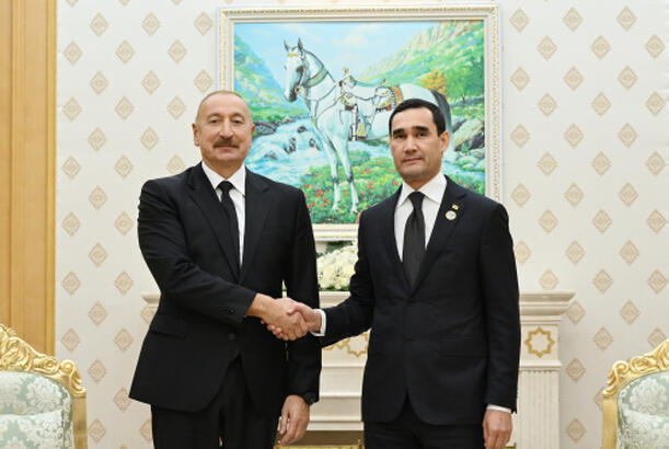 Türkmənbaşı şəhərində Prezident İlham Əliyevin Türkmənistan Prezidenti ilə görüşü olub - FOTOLAR