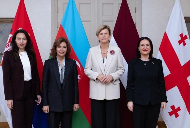 Latviya XİN rəhbəri Azərbaycan səfiri ilə görüşüb