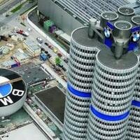 BMW spikerə avtomobil verməkdən imtina etdi...