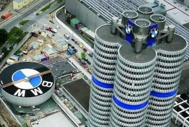 BMW spikerə avtomobil verməkdən imtina etdi...