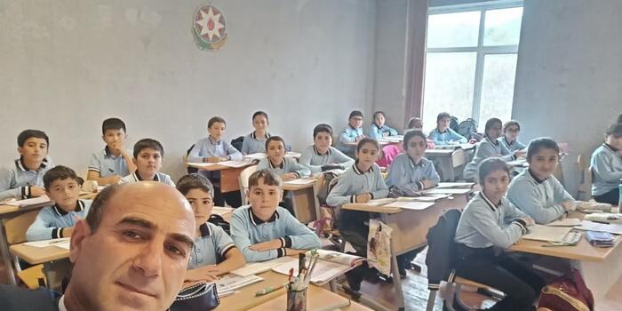Müəllimlərdən dünyəvi məktəb mühitinə dəstək