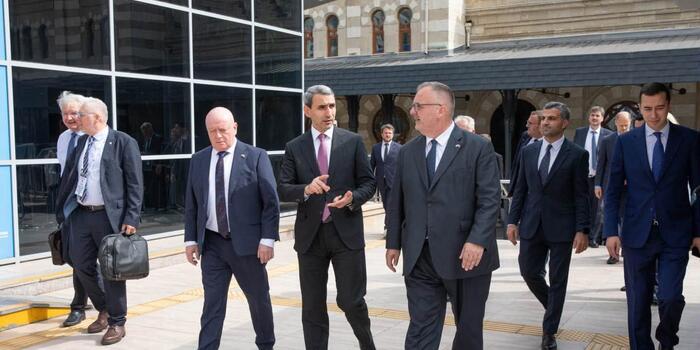 Çexiyanın nəqliyyat naziri Bakı Dəmiryol Vağzalında olub