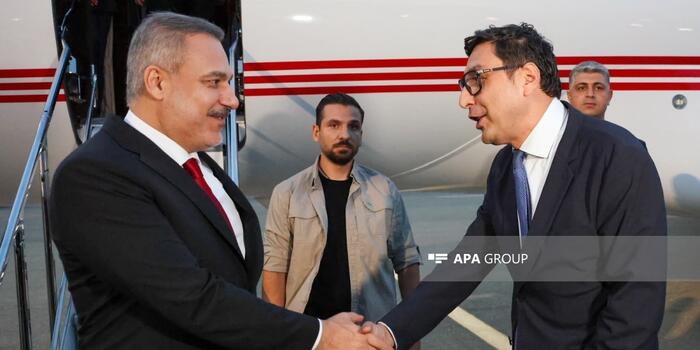 Hakan Fidan Bakıya gəlib