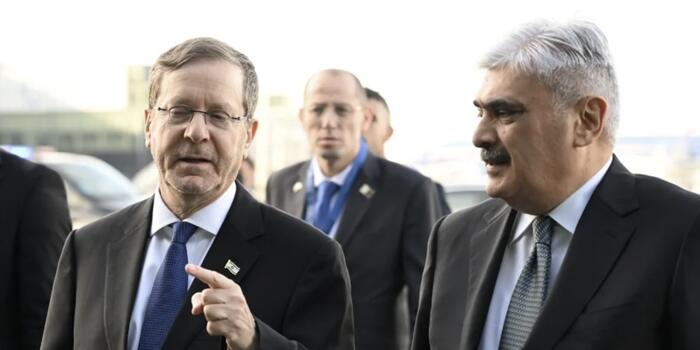 İsrail Prezidenti İsxak Hersoq Azərbaycana səfərə gəlib