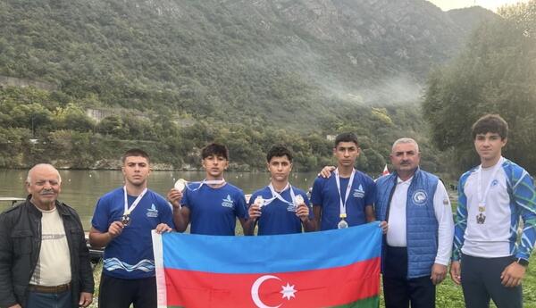 Azərbaycan kayakçı və kanoeçiləri beynəlxalq yarışda 4 medal qazanıblar