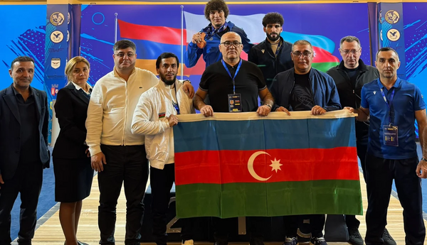 Ağırlıqqaldıranlarımız Avropa birinciliyində daha 3 medal qazanıb