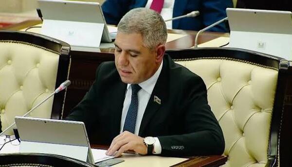 “Bank sektorunda şəffaflığın artırılması üçün yeni mexanizmlər tətbiq olunacaq“ <span class="red">-VÜQAR BAYRAMOV</span>