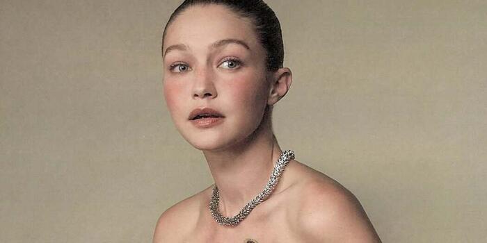 Schiaparelli və Balenciaga moda evlərində...