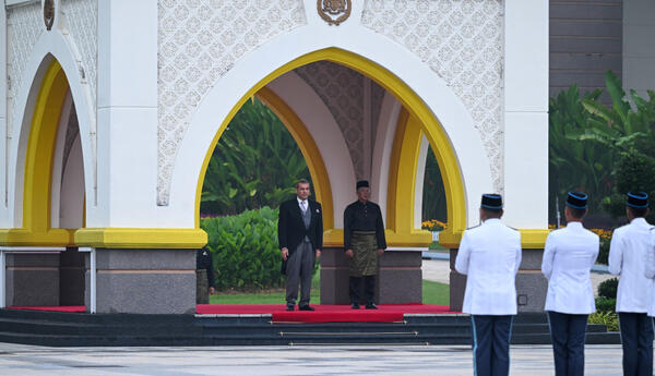 Azərbaycan səfiri etimadnaməsini Malayziya Kralına təqdim edib