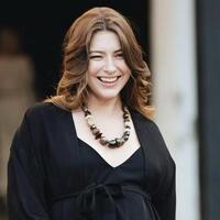 Ukraynalı aktrisa və əri paytaxtı TƏRK ETDİLƏR [..] - 11:16