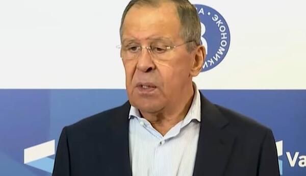Lavrov Pezeşkyanla görüşdü