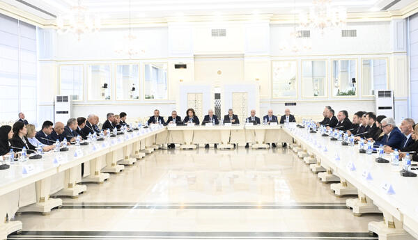 Milli Məclisin Regional məsələlər komitəsinin təşkilatçılığı ilə konfrans keçirilib