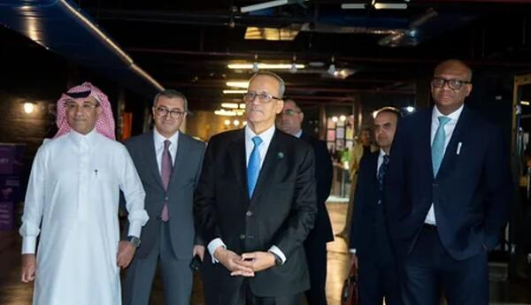 İslam Əməkdaşlıq Təşkilatının baş katibi "ASAN xidmət" mərkəzi ilə tanış olub
