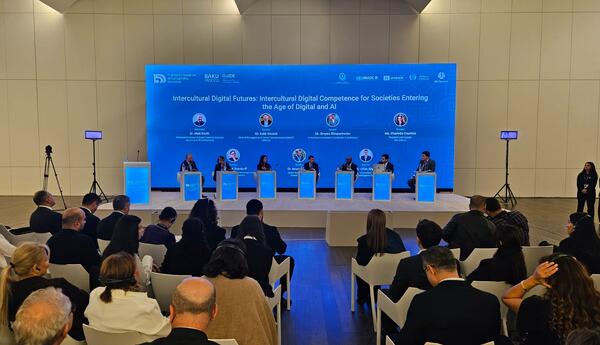 Bakıda VII Ümumdünya Mədəniyyətlərarası Dialoq Forumu çərçivəsində panel sessiyaları keçirilib <span class="red">- FOTOLAR </span>
