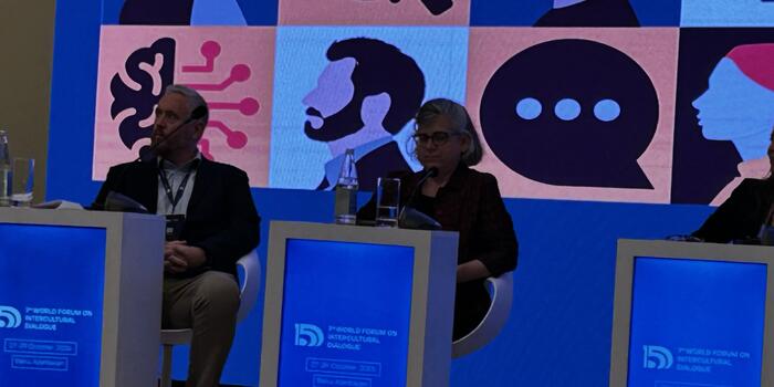 “Rəqəmsal ünsiyyətdə insan amili əsas götürülməlidir” - Darla K. Deardorff