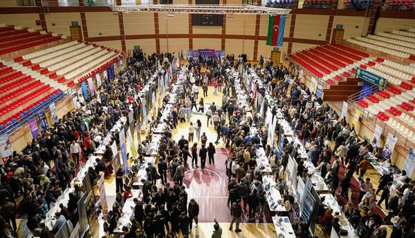 Bakıda əmək yarımarkası keçirilib, 1000-dən çox vakansiya təqdim olunub